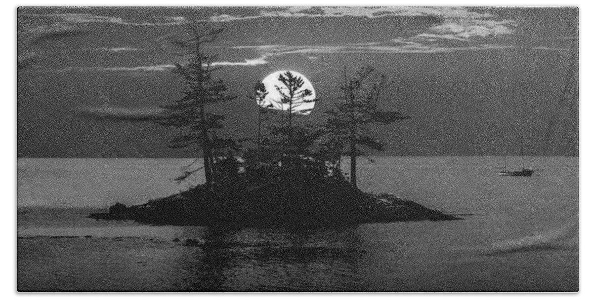 Art Bath Towel featuring the photograph Small Island at Sunset in Black and White by Randall Nyhof