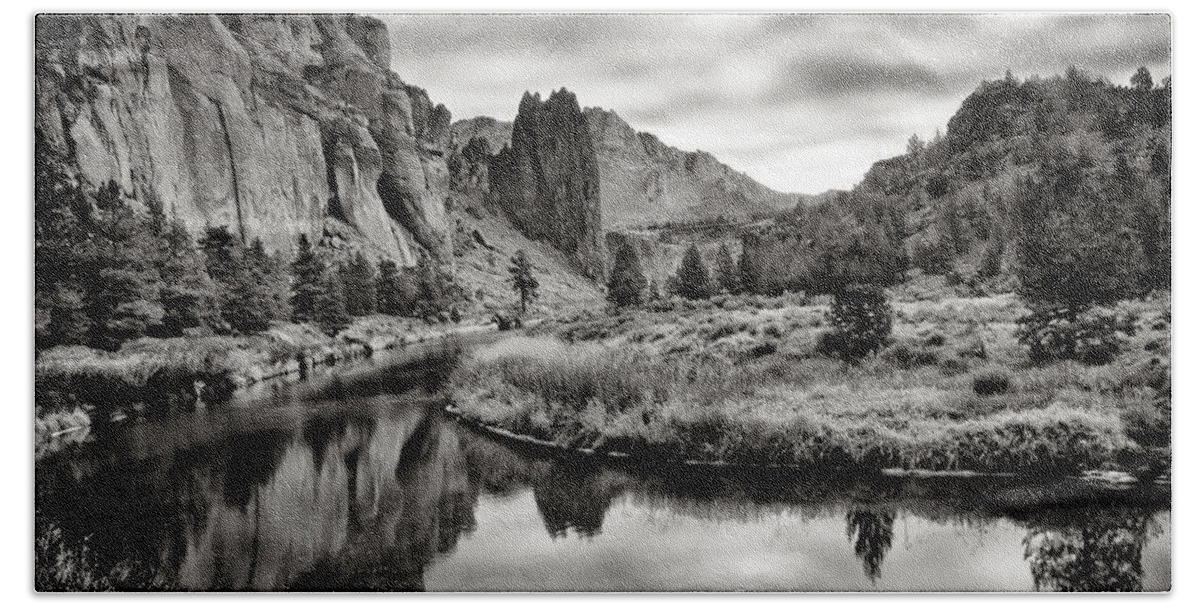 Smith Rock Hand Towel featuring the photograph Smith Rock State Park 2 by Robert Woodward