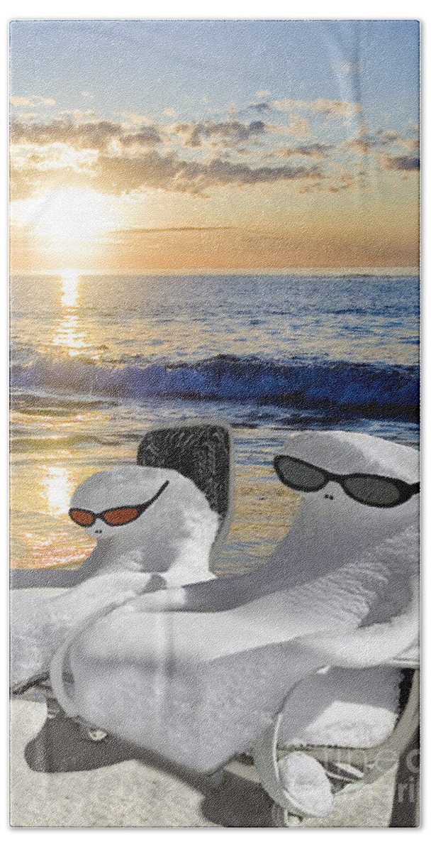 Florida Bath Towel featuring the photograph Snow Bird Vacation by Gary Keesler