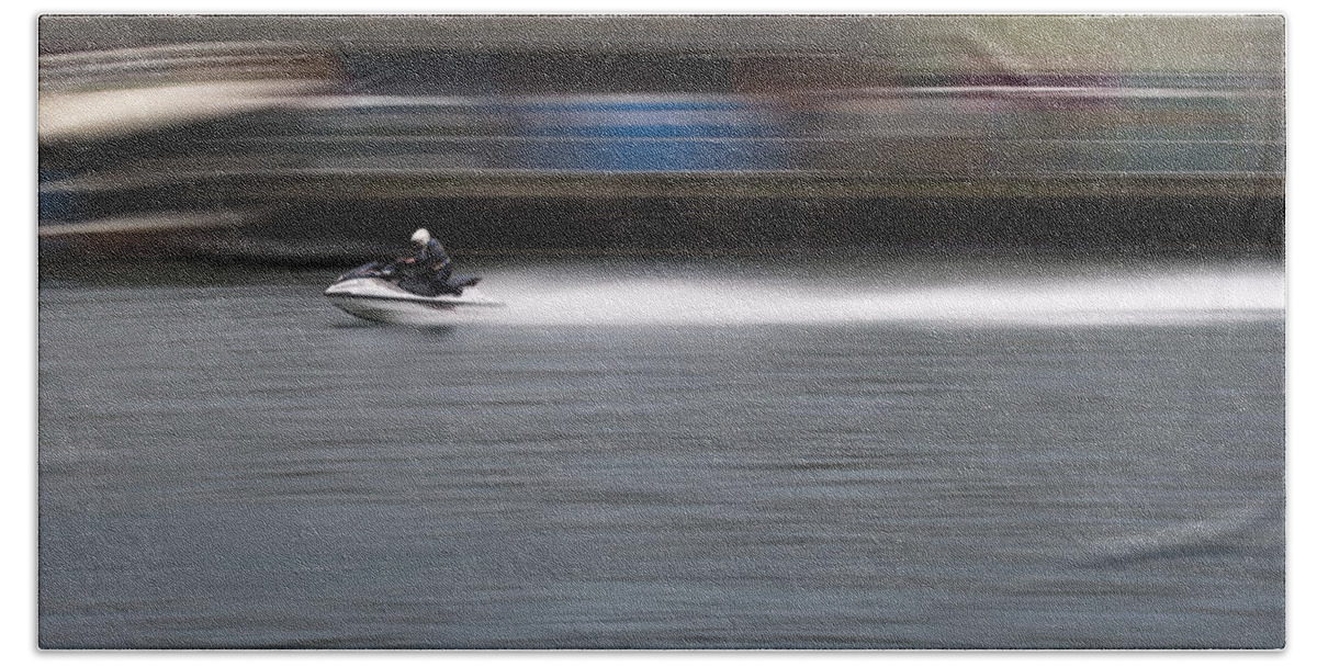 Digital Print Bath Towel featuring the photograph Speed by Tony Mills