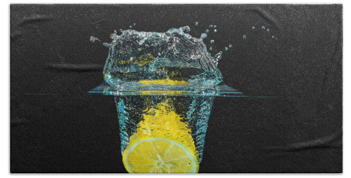 Beverage Hand Towel featuring the photograph Splashing Lemon by Peter Lakomy