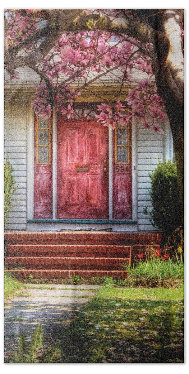 Savad Bath Towel featuring the photograph Spring - Door - Westfield NJ - Pink by Mike Savad