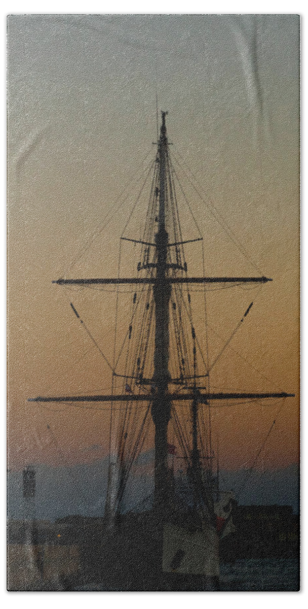 1987 Hand Towel featuring the photograph S S V Corwith Cramer in Key West by Ed Gleichman
