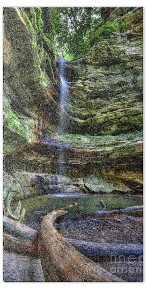 St Louis Canyon Bath Towel featuring the photograph St Louis Canyon by Scott Wood