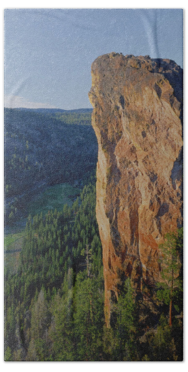 1a5719 Hand Towel featuring the photograph 1A5719 Steins Pillar Oregon by Ed Cooper Photography