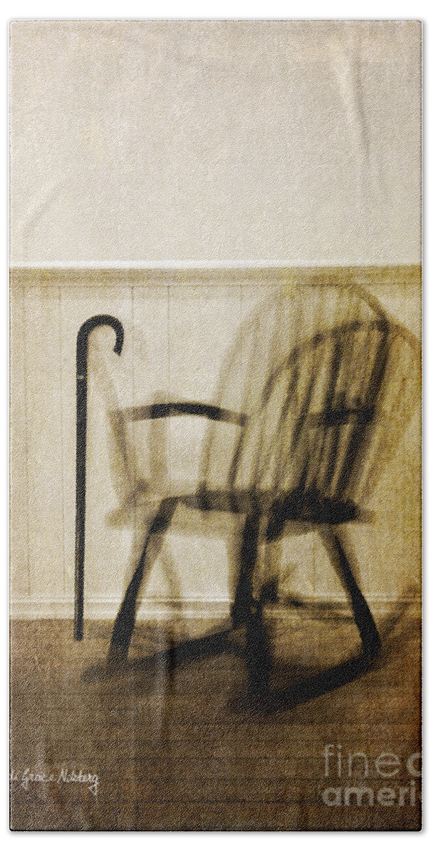 Chair Bath Towel featuring the photograph Still Rockin' by Randi Grace Nilsberg