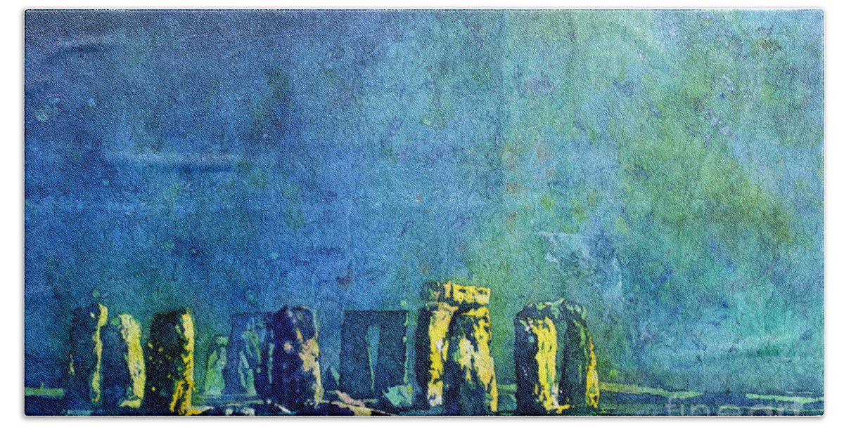 Stonehenge Ruins Bath Towel featuring the painting Stonehenge in Moonlight by Ryan Fox