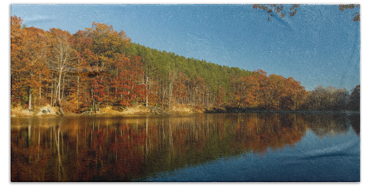 Indiana Hand Towel featuring the photograph Strahl Lake - Brown County State Park by Ron Pate