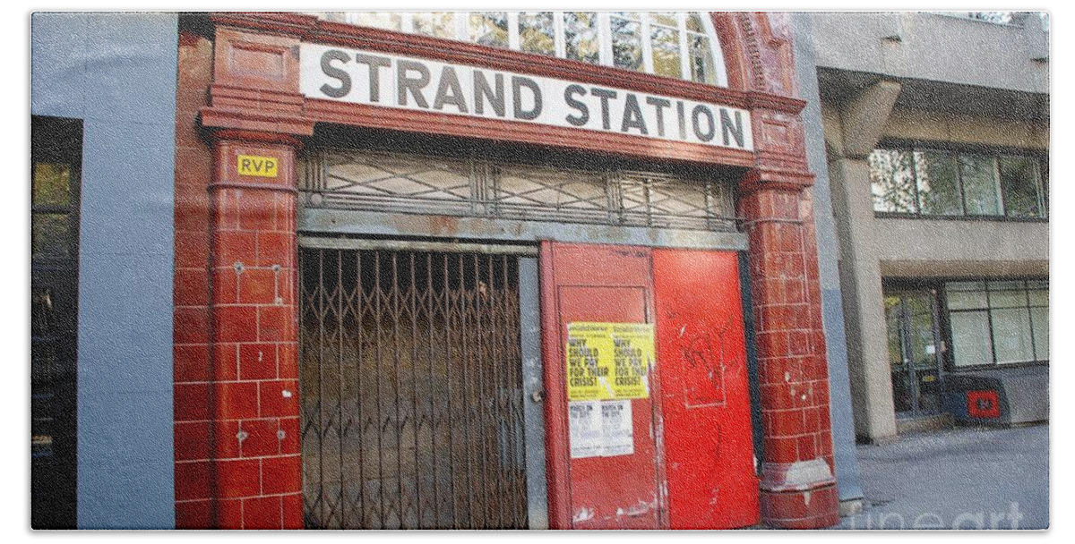 Strand Hand Towel featuring the photograph Strand station London by David Fowler