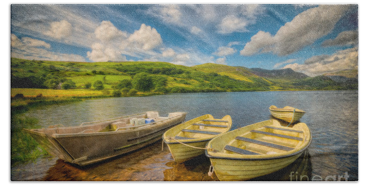 Boat Bath Towel featuring the photograph Summer Boating by Adrian Evans