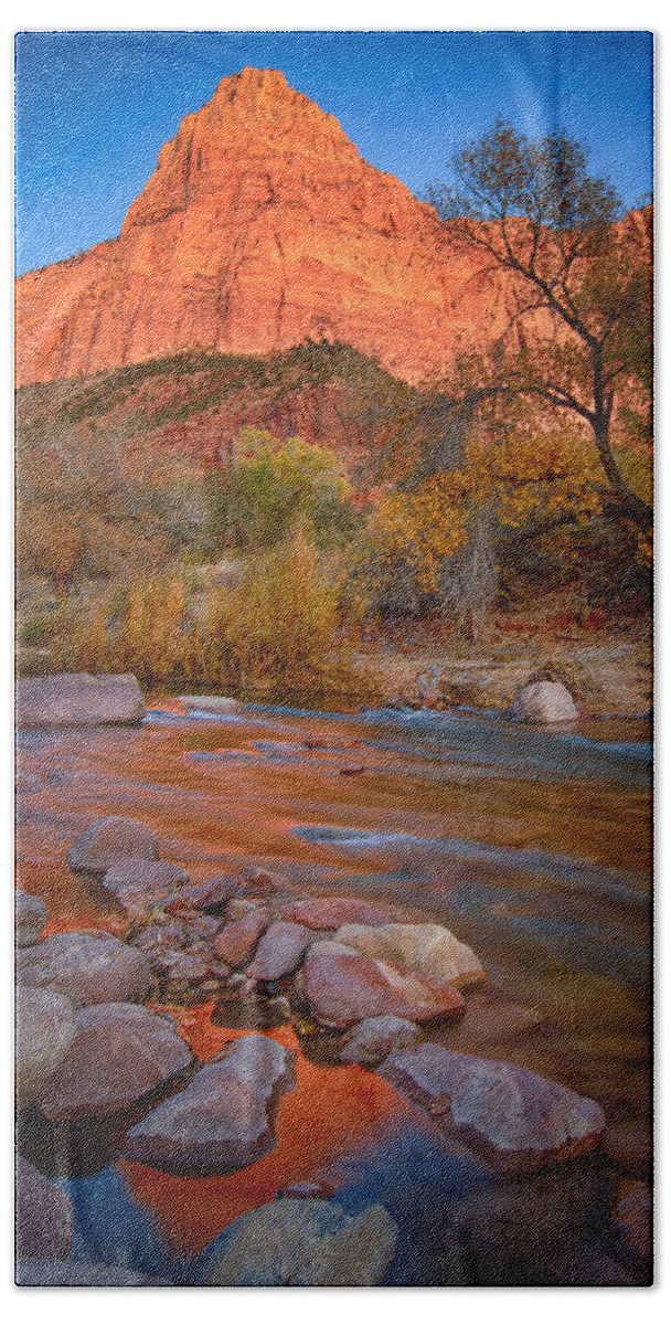Zion Bath Towel featuring the photograph Sunset on the River by Beth Sargent