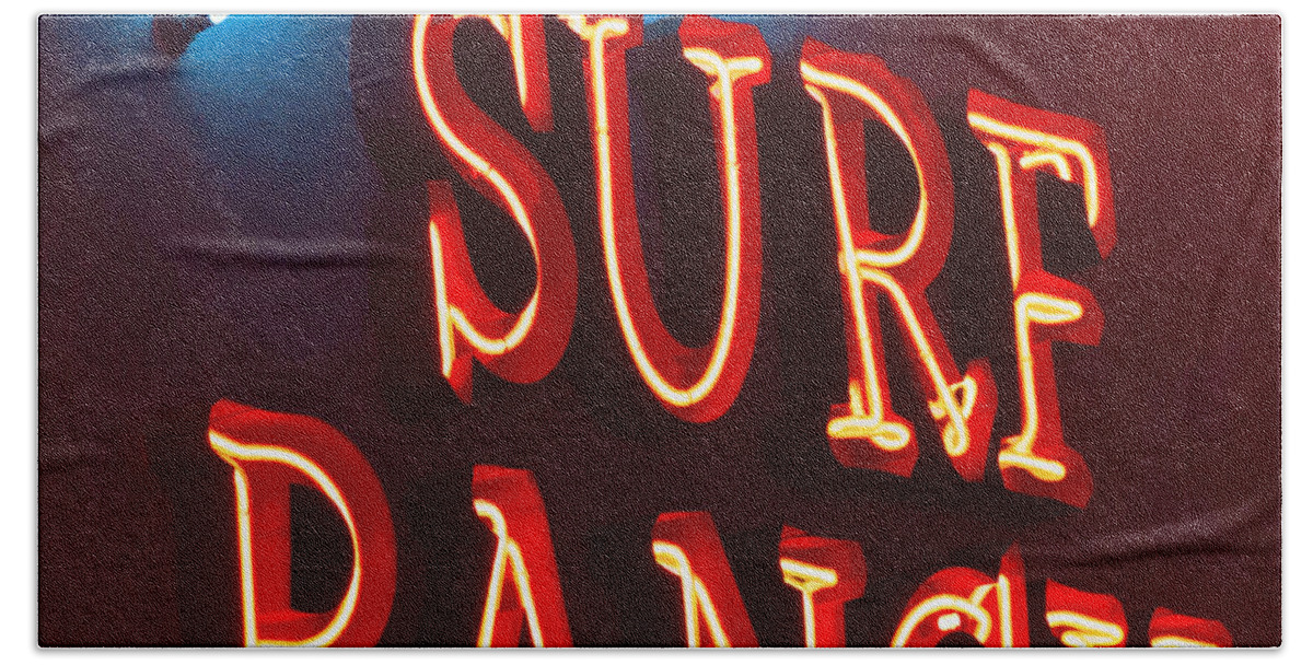 Surf Ranch Sign Bath Towel featuring the photograph Surf Ranch Sign by Chuck Staley