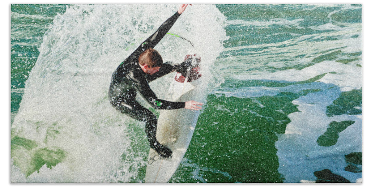 Surfing Bath Towel featuring the photograph Surfing in Oceanside 5 by Ben Graham