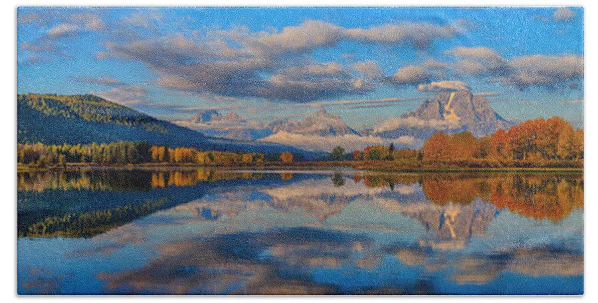 Tetons Bath Towel featuring the photograph Teton Panoramic Reflections at Oxbow Bend by Greg Norrell