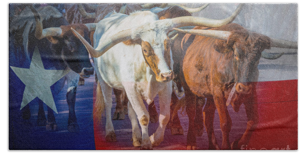 America Bath Towel featuring the photograph Texas Longhorns by Inge Johnsson