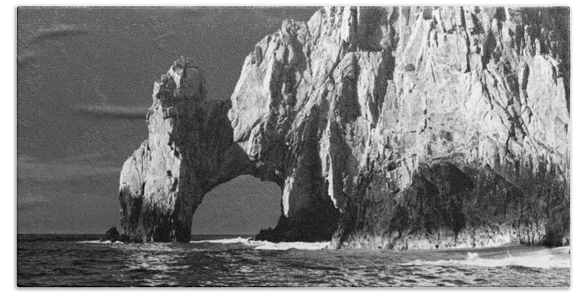 Los Cabos Hand Towel featuring the photograph The Arch Cabo San Lucas in Black and White by Sebastian Musial
