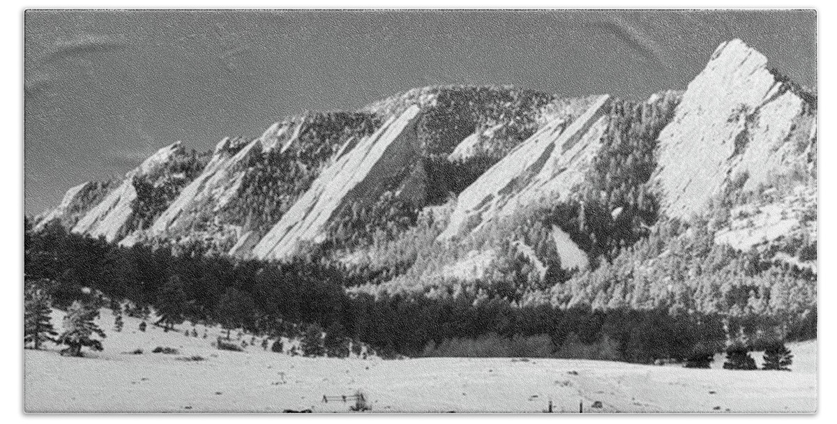 Guy Whiteley Photography Bath Towel featuring the photograph The Flatirons by Guy Whiteley