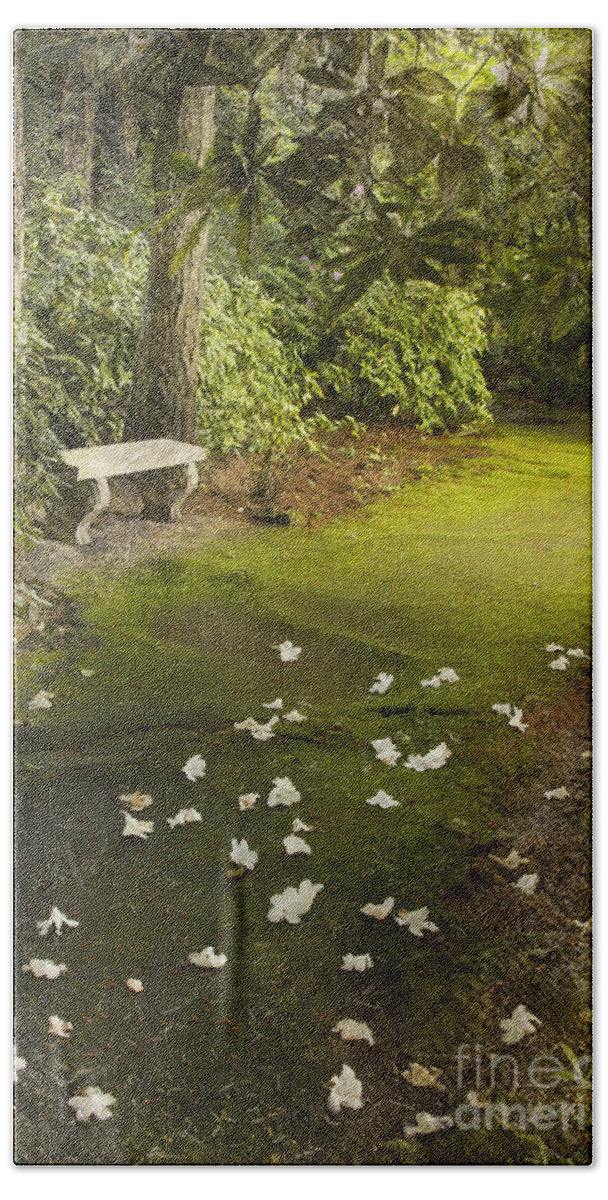 Garden Bath Towel featuring the photograph The Garden Bench by Carrie Cranwill