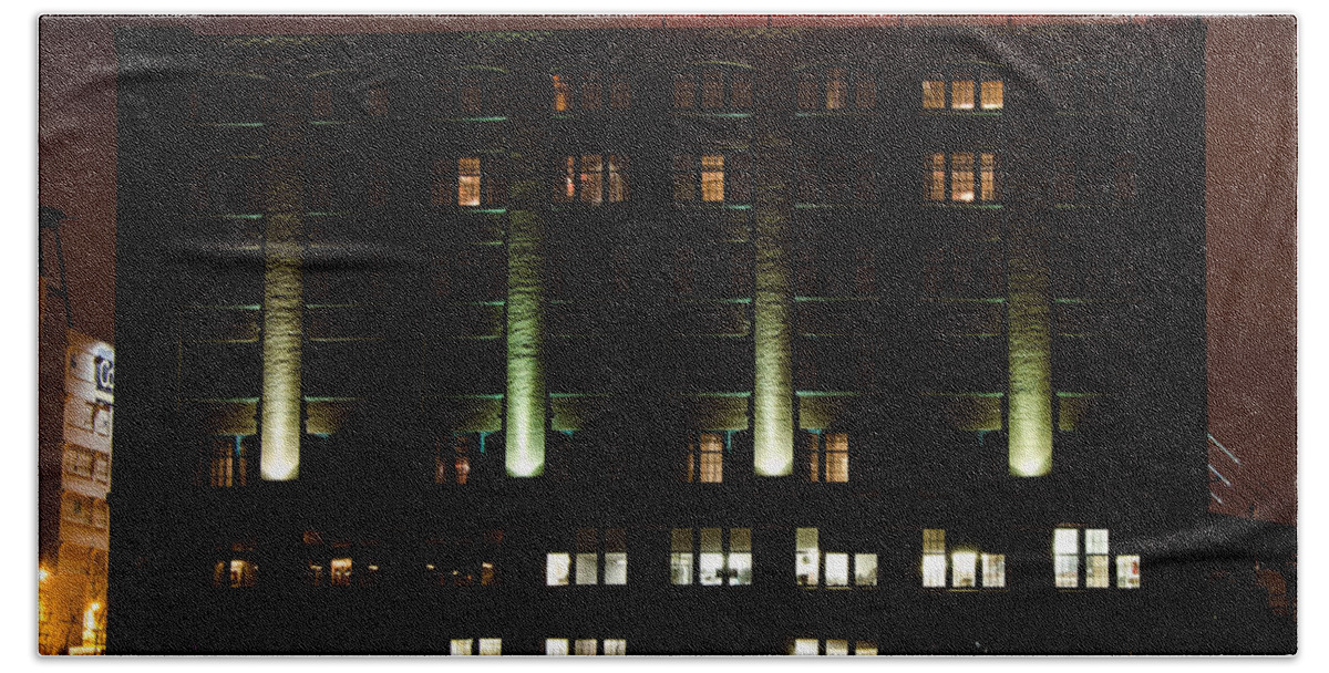 The Iron Horse Hotel Bath Towel featuring the photograph The Iron Horse Hotel by Susan McMenamin