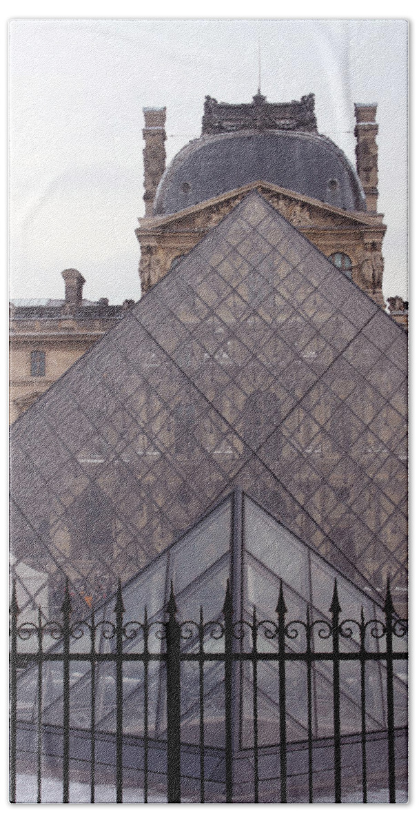 Louvre Bath Towel featuring the photograph The Louvre by Samantha Delory