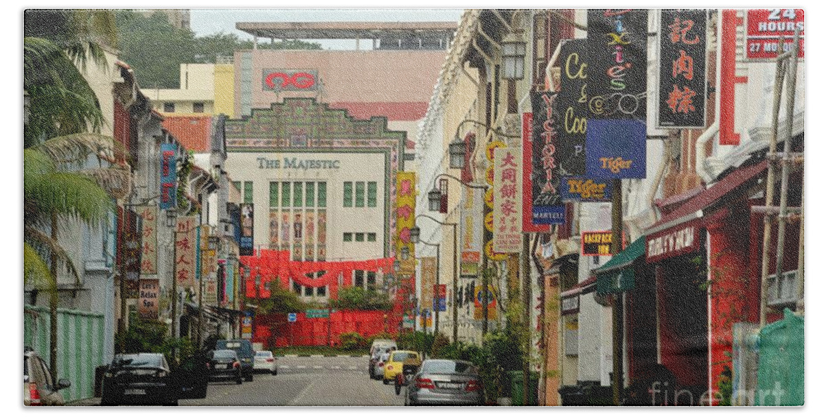 Majestic Bath Towel featuring the photograph The Majestic Theater Chinatown Singapore by Imran Ahmed