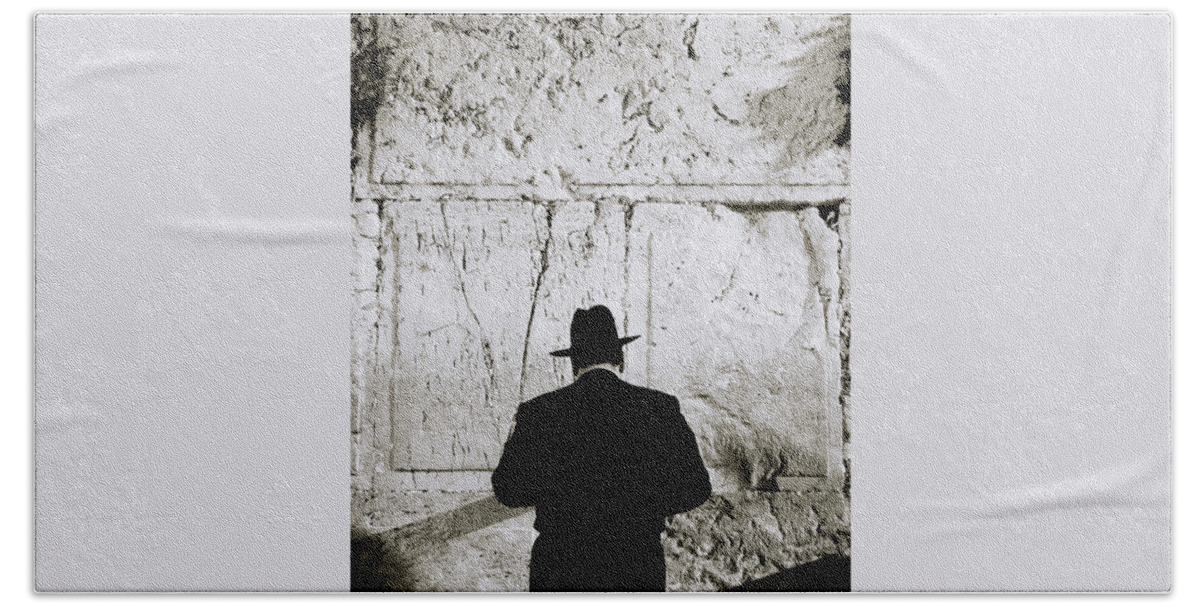 Jerusalem Bath Sheet featuring the photograph Inspirational Prayer by Shaun Higson