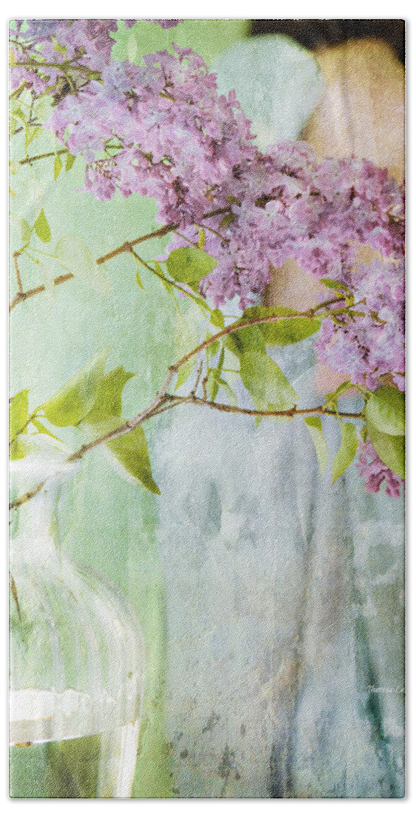 Lilacs Bath Towel featuring the photograph The Scent Of Lilacs by Theresa Tahara