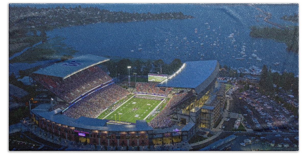 Husky Stadium Hand Towel featuring the photograph Husky Stadium and the Lake by Max Waugh