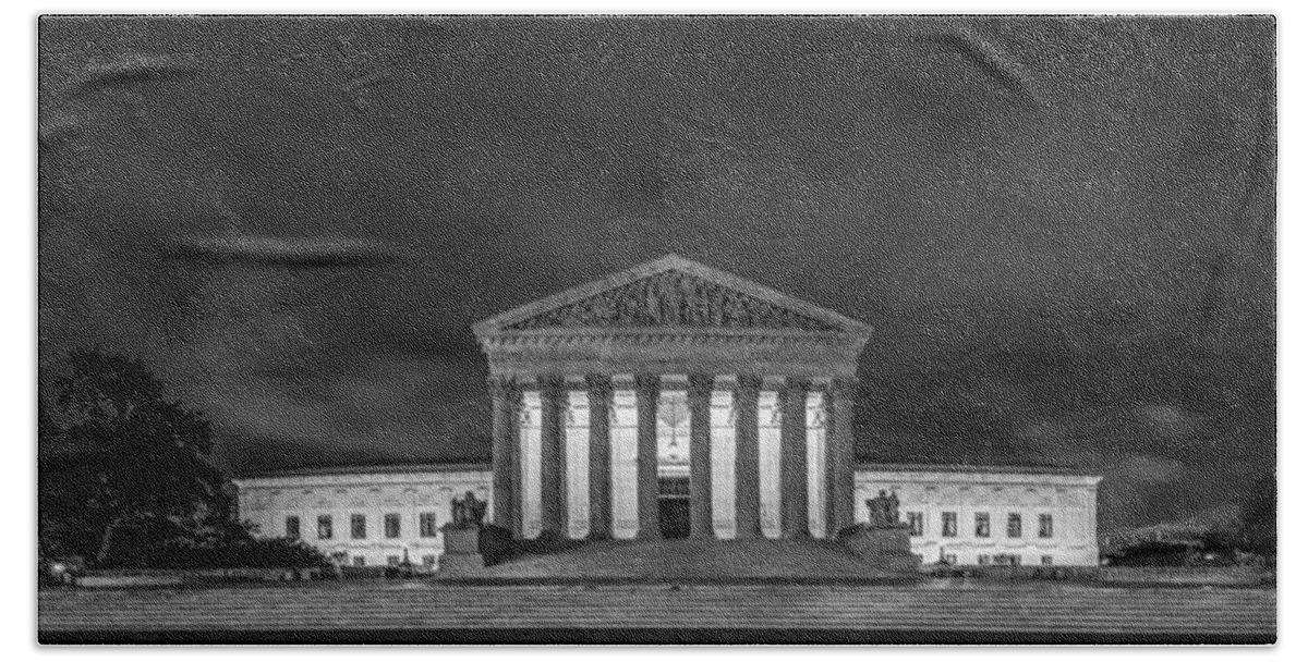 Law Bath Towel featuring the photograph The Supreme Court by David Morefield
