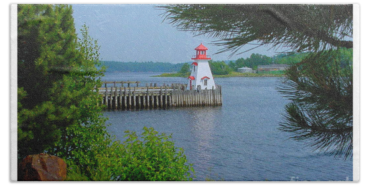Light Hand Towel featuring the photograph The Wharf and Lighthouse in St. Stephen NB by Art MacKay