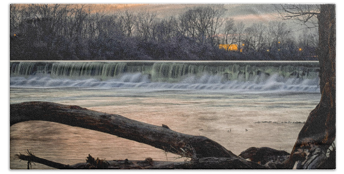 Indiana Hand Towel featuring the photograph The White River by Ron Pate