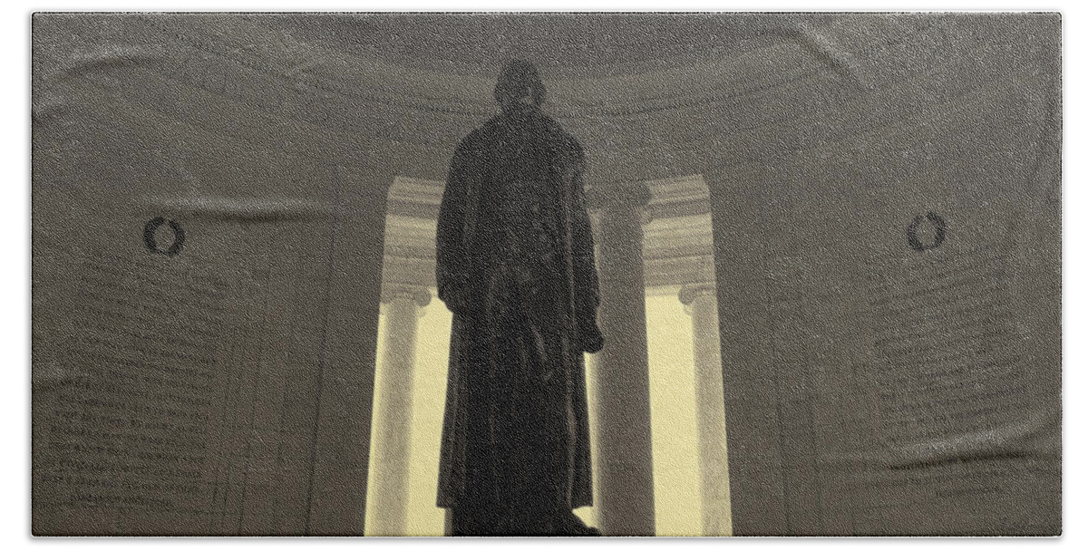 Thomas Jefferson Bath Towel featuring the photograph Thomas Jefferson In Hdr Panoramic by Joseph Hedaya