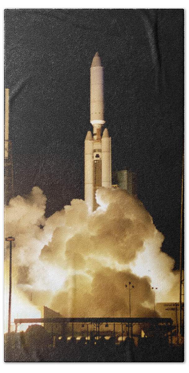 Astronomy Bath Towel featuring the photograph Titan Ivb Launch by Science Source
