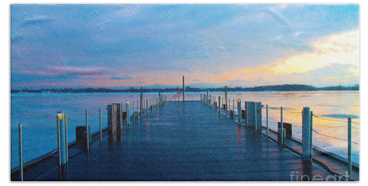 Harbour Hand Towel featuring the photograph Toronto Pier During a Winter Sunset by Nina Silver