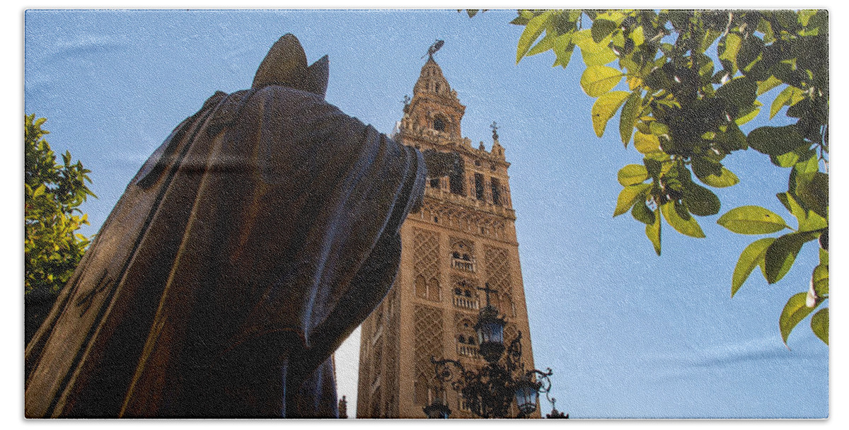 City Scenes Hand Towel featuring the photograph Seville the Giralda - Touch by AM FineArtPrints