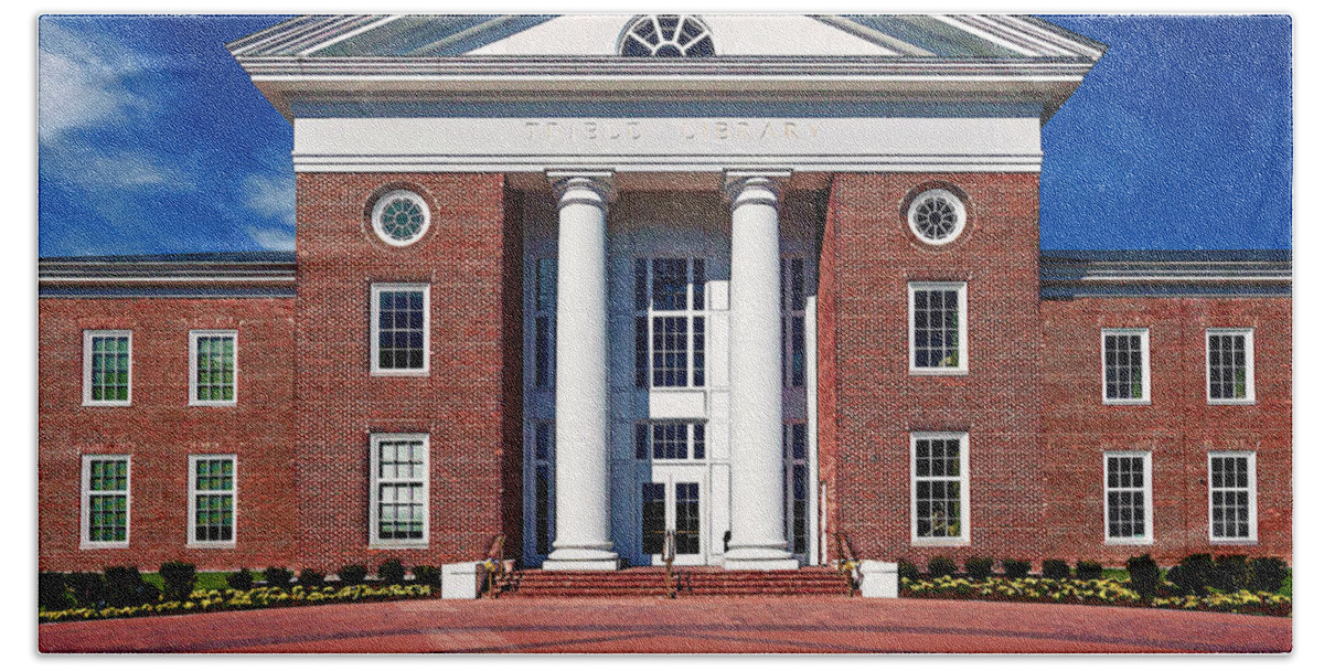 Cnu Hand Towel featuring the photograph Trible Library Christopher Newport University by Jerry Gammon