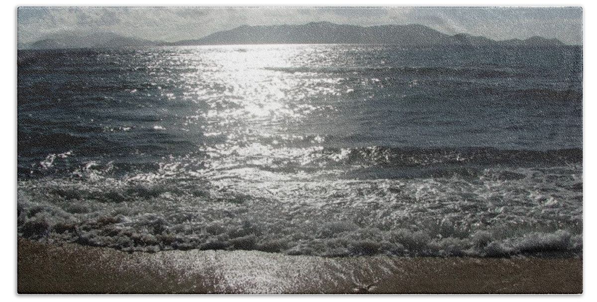Sapphire Beach Bath Sheet featuring the photograph Tropical Mornings - Silhouettes 17 by Pamela Critchlow