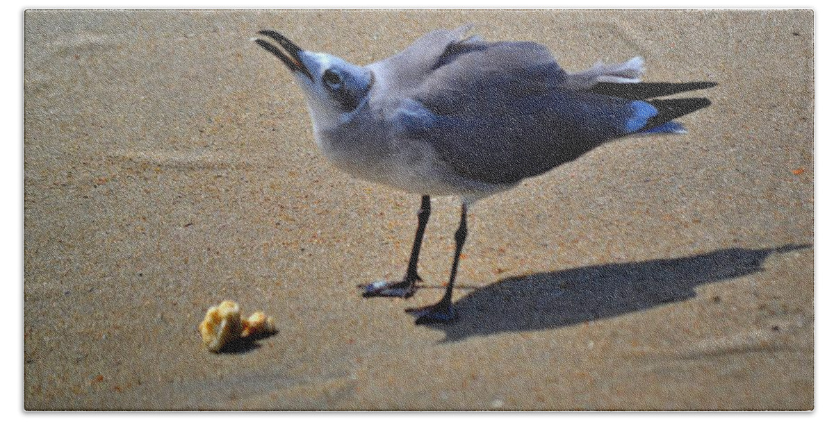 Seagull Bath Towel featuring the photograph Tybee Seagull by Tara Potts