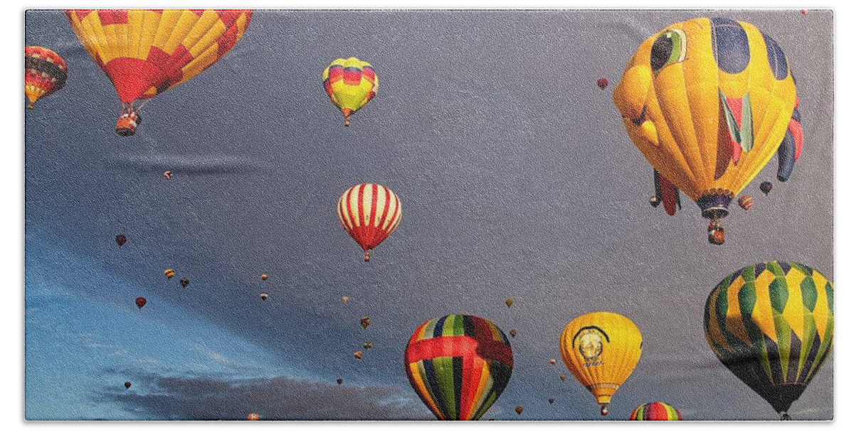 Balloons Bath Towel featuring the photograph Up and Away by Dave Files
