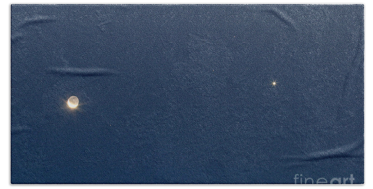 Venus Bath Towel featuring the photograph Venus With Crescent Moon by John Chumack