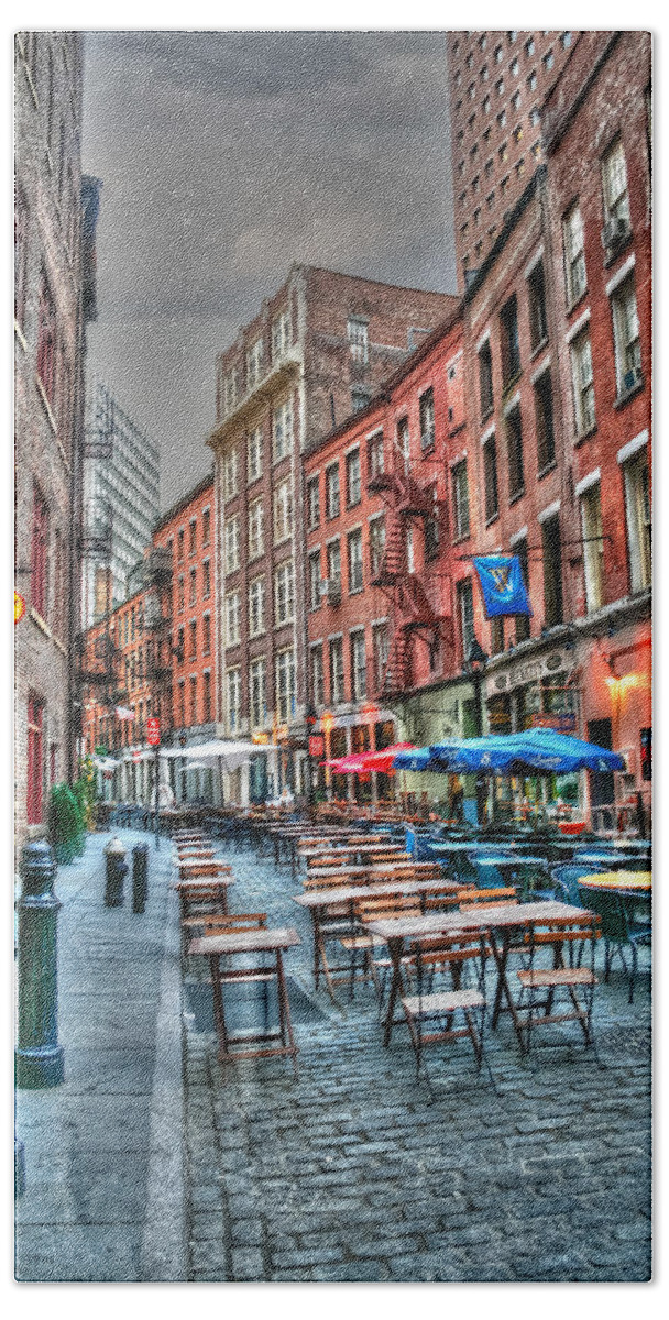Architecture Bath Towel featuring the photograph HDR effect - Cafe Culture by Sue Leonard