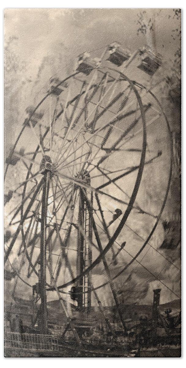 Ferris Wheel Hand Towel featuring the photograph Vintage Ferris Wheel by Theresa Tahara