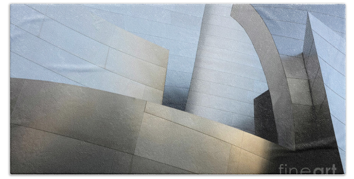 Frank Gehry Bath Towel featuring the photograph Walt Disney Concert Hall 1 by Bob Christopher