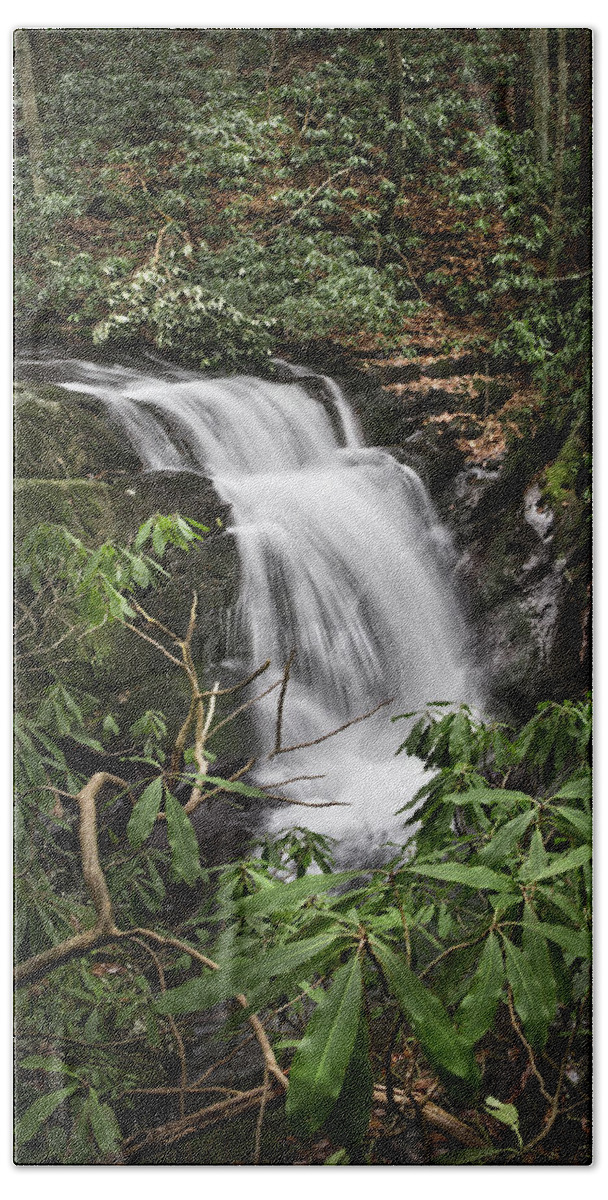 Appalachia Bath Towel featuring the photograph Waterfall Panorama by Debra and Dave Vanderlaan