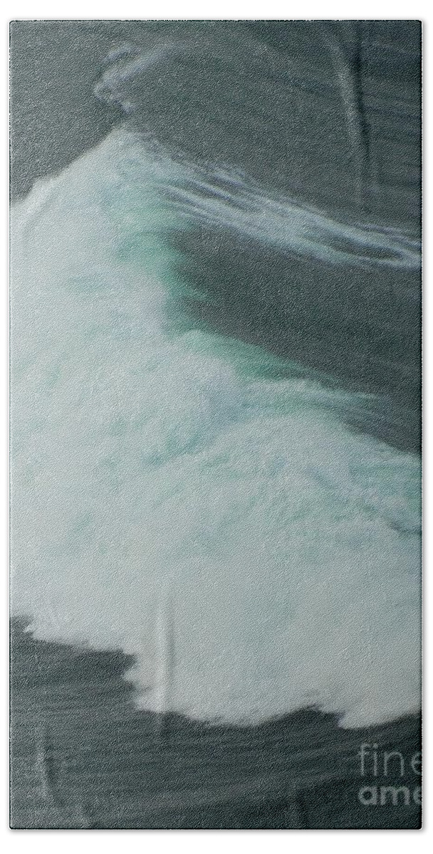 Waves Bath Towel featuring the photograph Wave 3 by Gallery Of Hope 