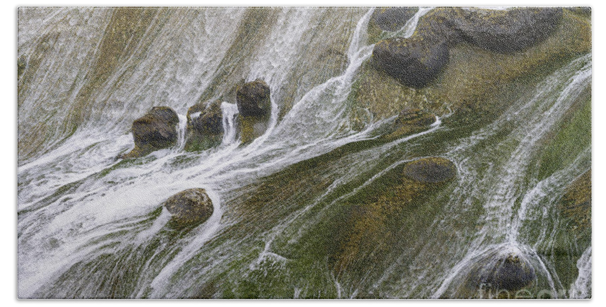 Pattern In Nature Bath Towel featuring the photograph Wave Over Sandstone Cliffs by John Shaw