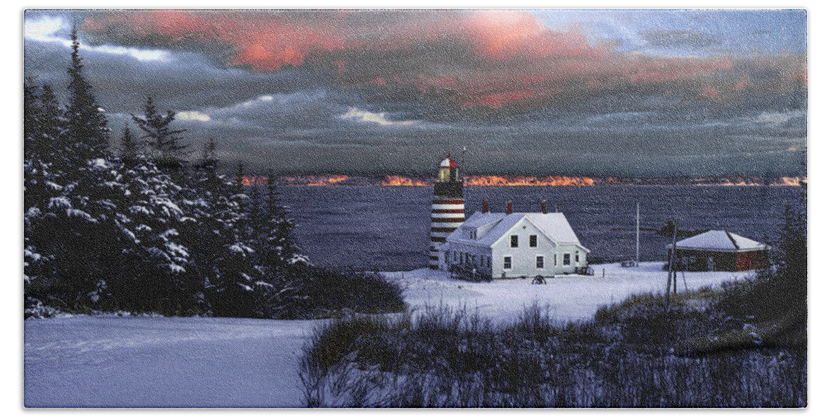 West Quoddy Head Lighthouse Bath Towel featuring the photograph West Quoddy Head Lighthouse Winters Dusk Afterglow by Marty Saccone