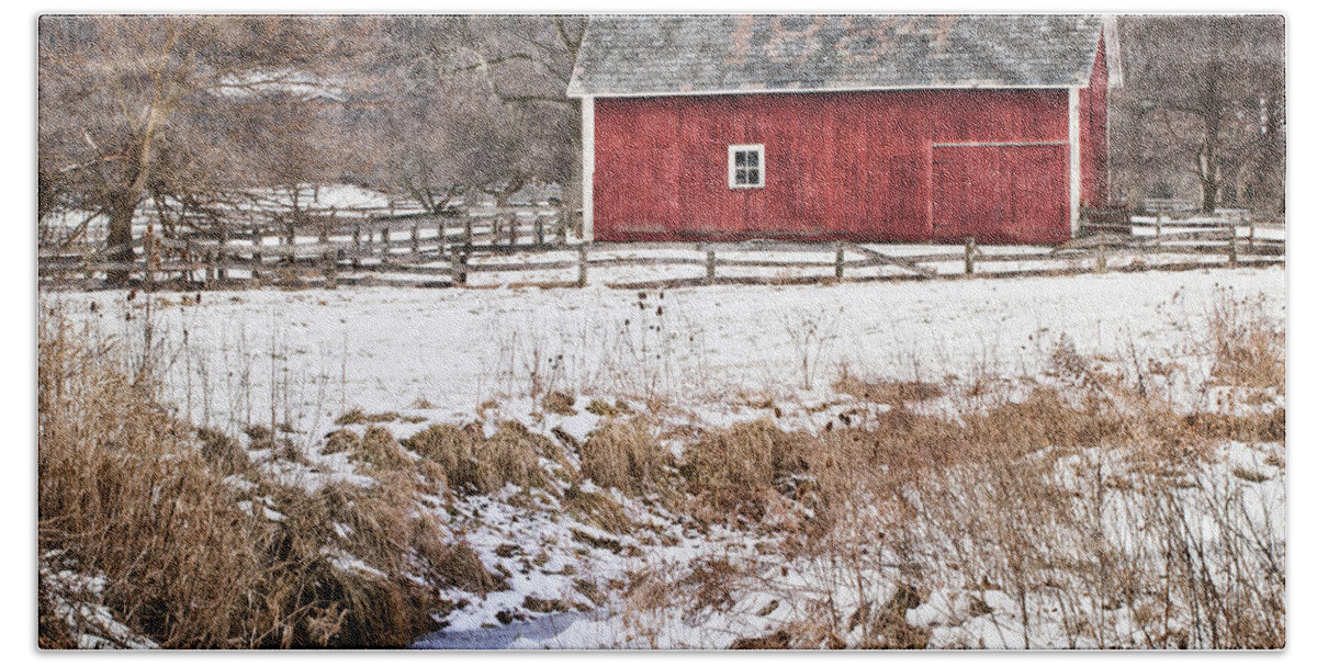 Barn Bath Sheet featuring the photograph Winter Barn by Dale Kincaid