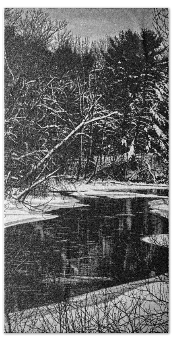 Winter Setting Bath Sheet featuring the photograph Winter Solitude by Thomas Young