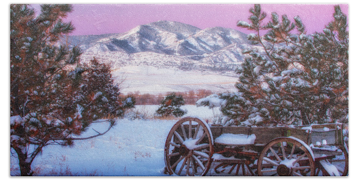 Colorado Hand Towel featuring the photograph Winter Wagon by Darren White